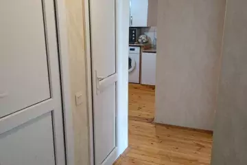 Satılır Yeni Tikili Qurtuluş 93da