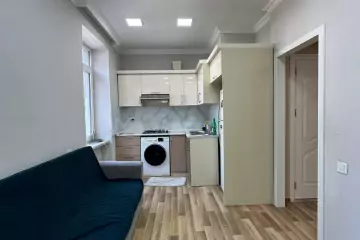 Satılır Köhnə Tikili Beşmərtəbədə