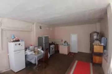 Satılır Bağ Evi Novxanıda