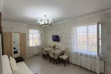 Satılır Köhnə Tikili Qaraçuxurda