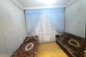 Aylıq Kirayə Köhnə Tikili 10-cu Mikrorayonda