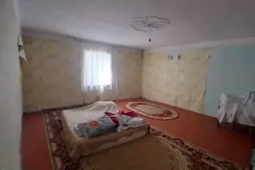 Satılır Bağ Evi Novxanıda
