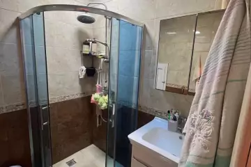 Satılır Yeni Tikili Masazırda