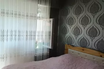 Satılır Yeni Tikili Qurtuluş 93da