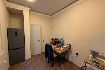 Satılır Köhnə Tikili Yasamalda