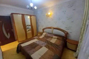Aylıq Kirayə Köhnə Tikili 10-cu Mikrorayonda