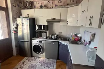 Satılır Yeni Tikili Masazırda