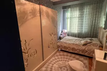 Satılır Yeni Tikili Masazırda