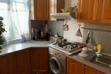 Aylıq Kirayə Köhnə Tikili Elmler Akademiyasıda