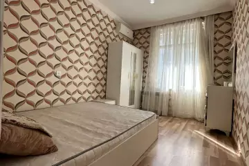 Satılır Köhnə Tikili Beşmərtəbədə