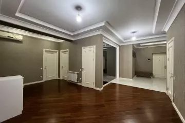 Satılır Yeni Tikili Ağ şəhər Kompleksində
