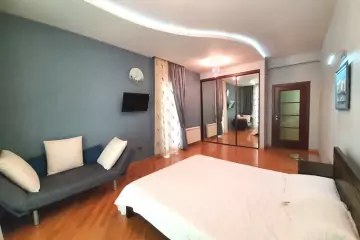 Aylıq Kirayə Yeni Tikili Heydər əliyev Mərkəzində