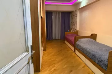 Aylıq Kirayə Yeni Tikili Ağ şəhər Kompleksində
