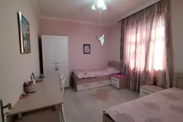 Satılır Bağ Evi Nardaranda