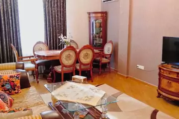 Satılır Yeni Tikili Beşmərtəbədə