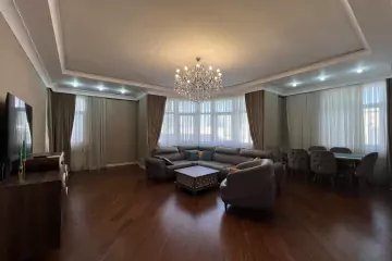 Satılır Yeni Tikili Ağ şəhər Kompleksində