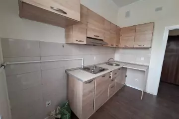 Satılır Yeni Tikili Yasamalda