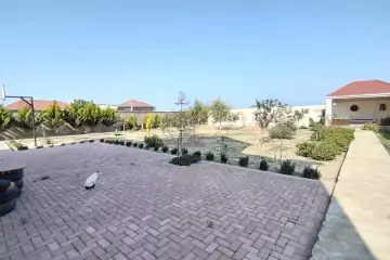 Satılır Bağ Evi Nardaranda