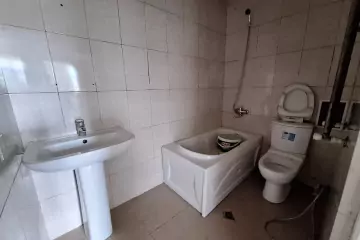 Satılır Yeni Tikili Yasamalda
