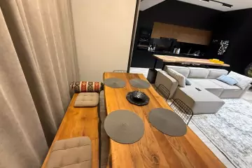 Satılır Yeni Tikili Ağ şəhər Kompleksində