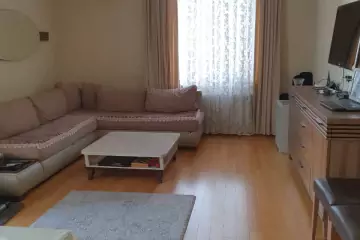 Satılır Köhnə Tikili Nərimanov Parkı 