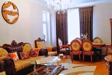 Satılır Yeni Tikili Beşmərtəbədə 