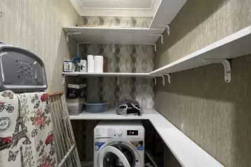 Satılır Yeni Tikili Ağ şəhər Kompleksində