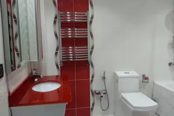 Satılır Yeni Tikili Elmler Akademiyasıda