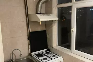 Satılır Köhnə Tikili Bakıxanovda