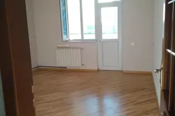 Satılır Yeni Tikili Bakıxanovda