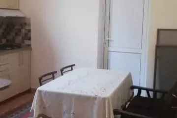 Aylıq Kirayə Həyət Evi Qaraçuxurda