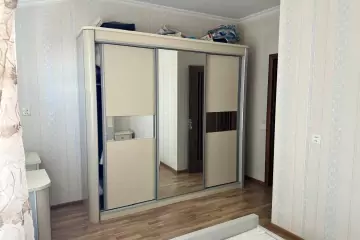 Satılır Yeni Tikili Qurtuluş 93da