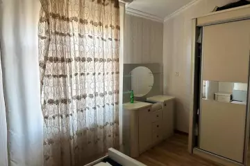 Satılır Yeni Tikili Qurtuluş 93da