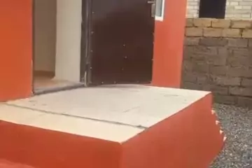 Satılır Həyət Evi Kürdəxanıda
