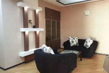 Satılır Yeni Tikili Elmler Akademiyasıda