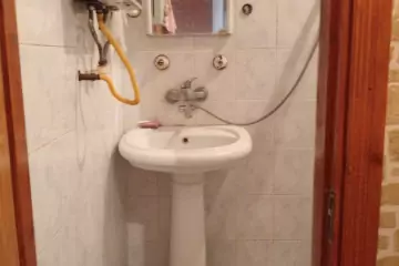 Satılır Köhnə Tikili Biləcəridə