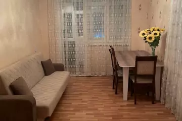 Satılır Köhnə Tikili Bakıxanovda