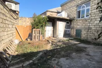 Satılır Həyət Evi Masazırda