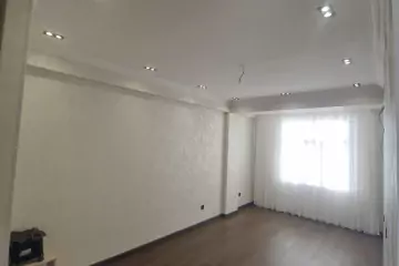 Satılır Yeni Tikili Masazırda