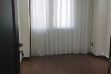 Satılır Yeni Tikili Masazırda