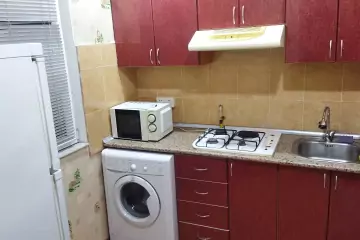 Aylıq Kirayə Köhnə Tikili 4-cü Mikrorayonda