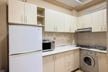 Aylıq Kirayə Yeni Tikili Ağ şəhər Kompleksində