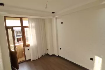 Satılır Yeni Tikili Masazırda