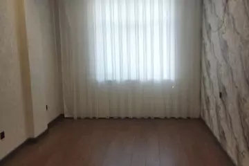 Satılır Yeni Tikili Masazırda