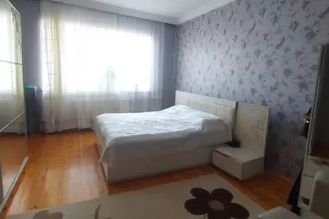 Satılır Həyət Evi Bakıxanovda