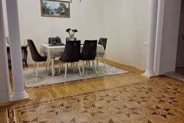 Satılır Həyət Evi Bakıxanovda
