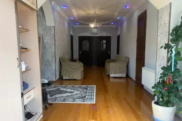 Satılır Həyət Evi Dədə Qorqudda
