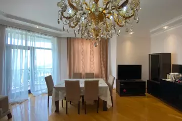 Aylıq Kirayə Yeni Tikili Elmler Akademiyasıda 