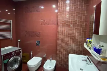 Aylıq Kirayə Yeni Tikili Elmler Akademiyasıda