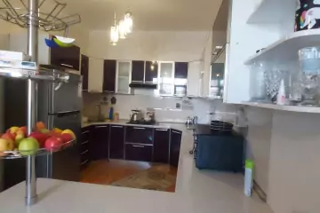 Satılır Həyət Evi Bakıxanovda